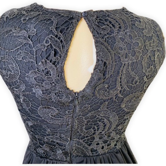 Black Embroidered Tulle Lace Dress - Picture 6 of 10
